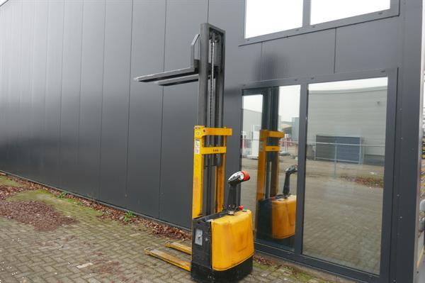 Grote foto vs 20976 elektrische stapelaar 2500mm 1000kg bj2008 doe het zelf en verbouw hefwerktuigen