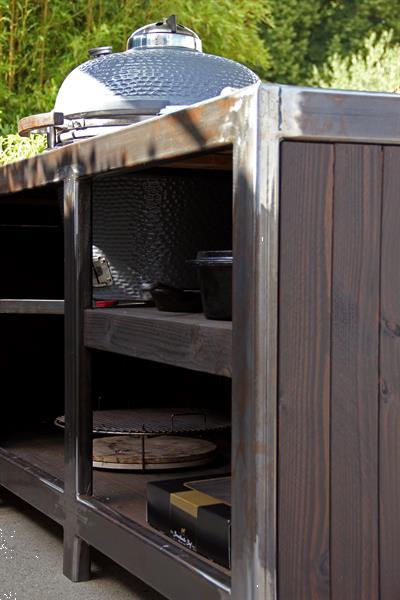 Grote foto buitenkeuken bar werkbank tuintafel staal hout tuin en terras buitenkeukens