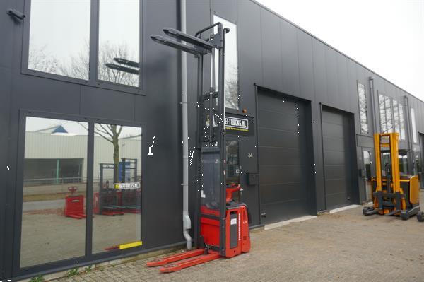 Grote foto vs 20979 elektrische stapelaar linde initiele lift 3824mm doe het zelf en verbouw hefwerktuigen