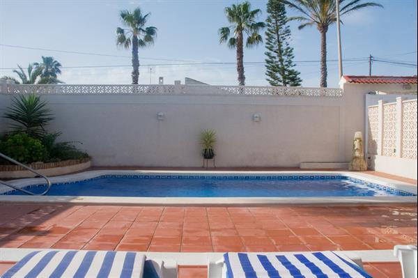 Grote foto torrevieja bungalow met discreet priv zwembad vakantie spaanse kust