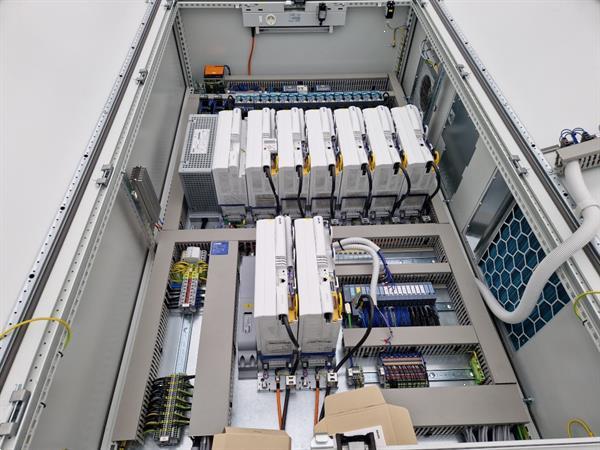 Grote foto lenze l force multi drive highline frequentieregelaar doe het zelf en verbouw afvalverwerking