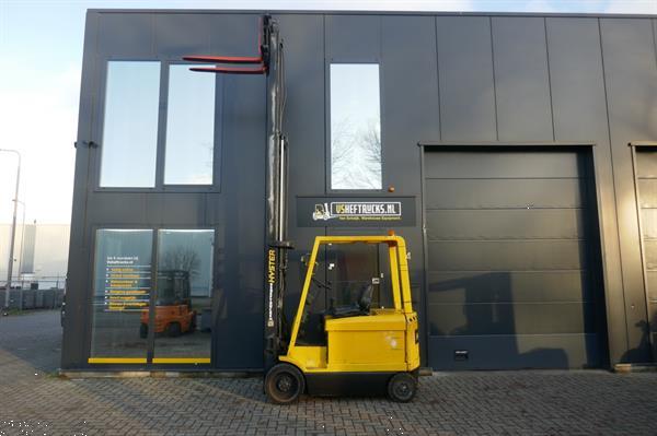 Grote foto vs 20998 elektrische triplex heftruck hyster e3.00xm agrarisch heftrucks