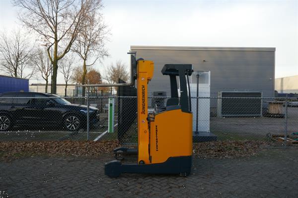 Grote foto vs 20995 elektrische triplex reachtruck jungheinrich etv214 5300mm doe het zelf en verbouw hefwerktuigen