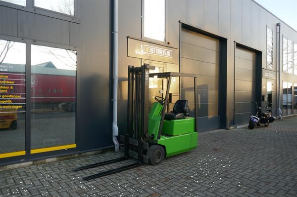 Grote foto vs 20996 elektrische heftruck clark 3300mm agrarisch heftrucks