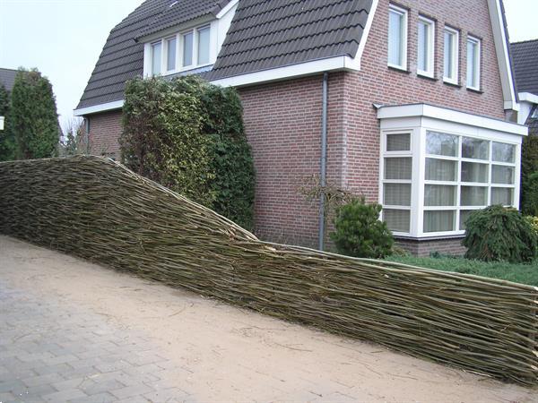 Grote foto wilgentenenschutting wilgenschutting tuin en terras hekken en schuttingen