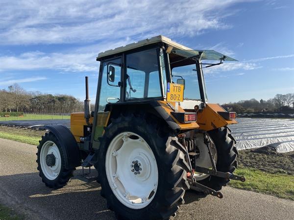 Grote foto renault 651 4 tractor agrarisch tractoren