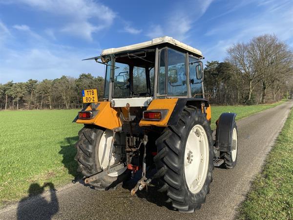 Grote foto renault 651 4 tractor agrarisch tractoren