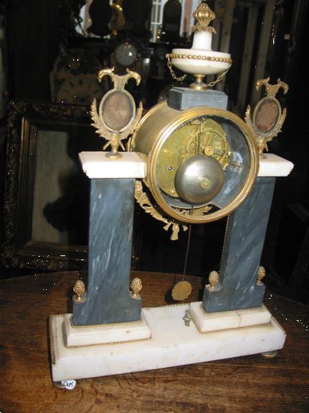 Grote foto franse kolompendule antiek en kunst klokken