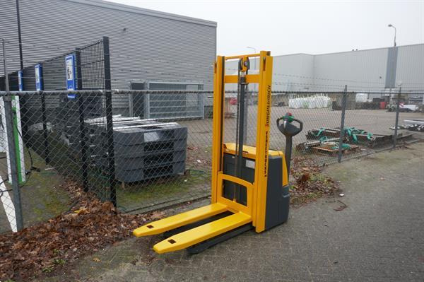 Grote foto vs 21009 bj2014 elektrische stapelaar jungheinrich ejc110 doe het zelf en verbouw hefwerktuigen