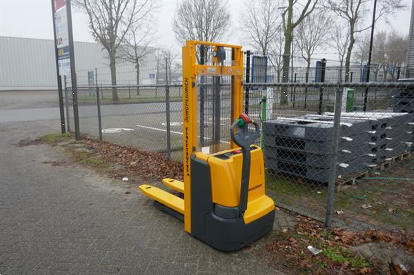 Grote foto vs 21009 bj2014 elektrische stapelaar jungheinrich ejc110 doe het zelf en verbouw hefwerktuigen