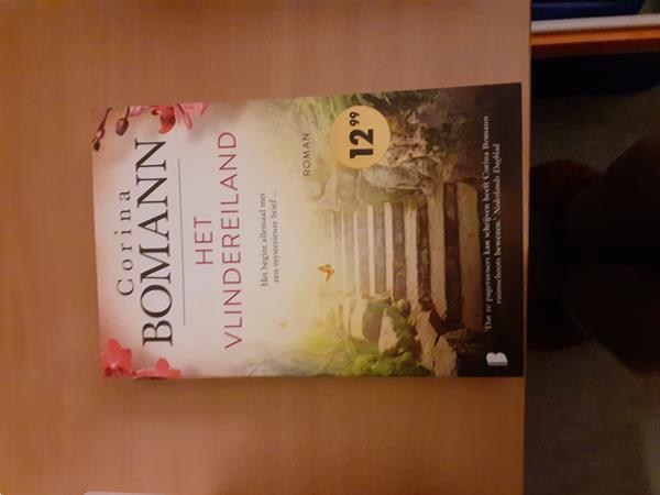 Grote foto te koop aangeboden boeken romans
