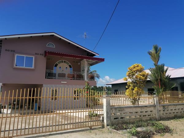 Grote foto huize sosolobi in suriname huis en inrichting overige huis en inrichting