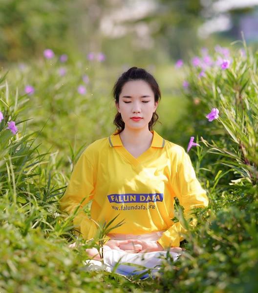 Grote foto rustgevende meditatieavonden met falun dafa diensten en vakmensen coaching en persoonlijke effectiviteit