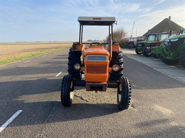 Grote foto fiat 640 agrarisch tractoren