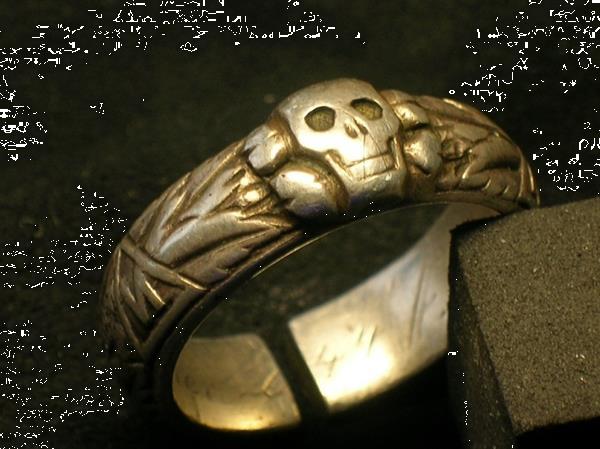 Grote foto original totenkopf ring from ww2 verzamelen militaria tweede wereldoorlog