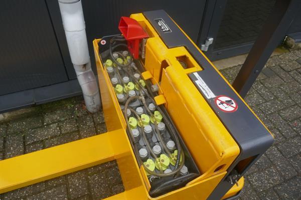 Grote foto vs 21052 elektrische palletwagen jungheinrich ele16 doe het zelf en verbouw hefwerktuigen