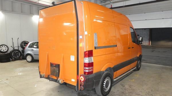 Grote foto mercedes sprinter ingericht voor 2 pony auto mercedes