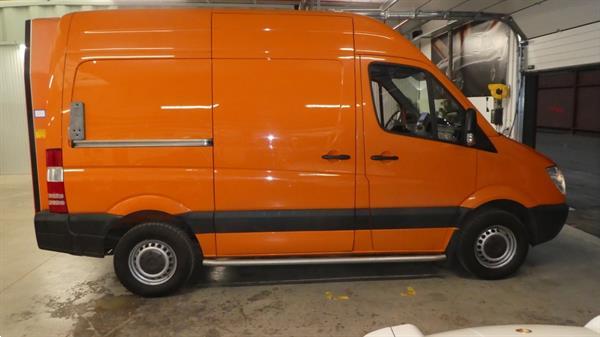 Grote foto mercedes sprinter ingericht voor 2 pony auto mercedes