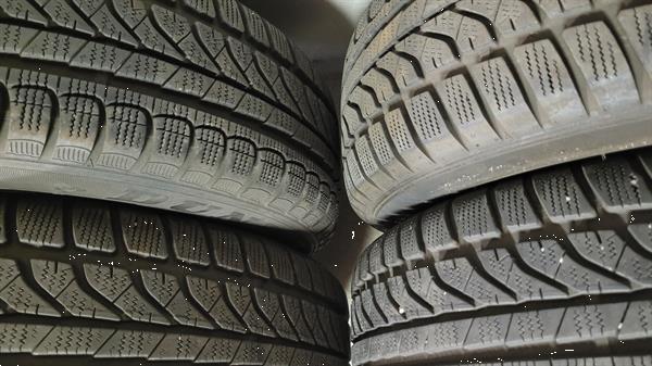 Grote foto dunlop winterbanden auto diversen overige auto diversen