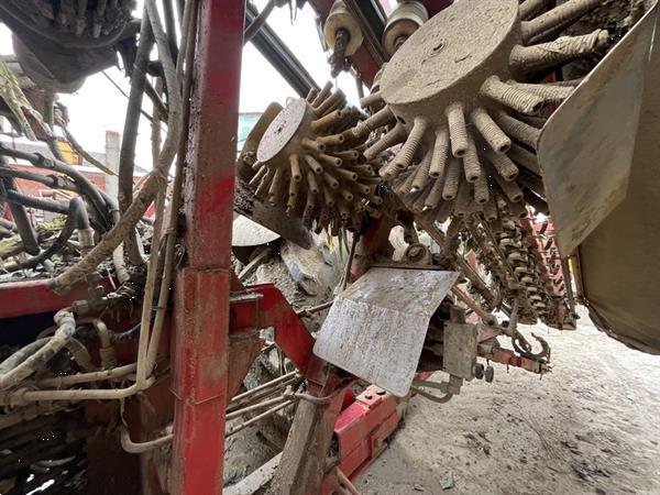 Grote foto verhoest preirooier automatisch agrarisch oogstmachines