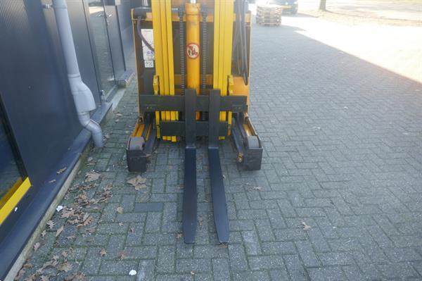 Grote foto vs 21068 tripex reachtruck jungheinrich 5250mm 1250kg freelift doe het zelf en verbouw hefwerktuigen