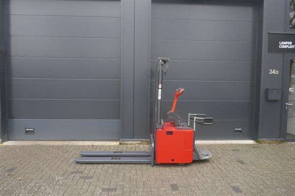 Grote foto vs 21085 elektrische stapelaar linde l14 lange lepels 1500mm doe het zelf en verbouw hefwerktuigen