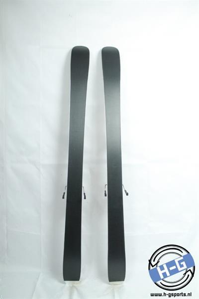 Grote foto hergebruikte tweedehands ski rossignol black ops smasher nieuw 150 sport en fitness ski n en langlaufen