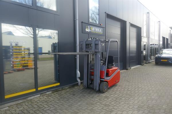 Grote foto vs 21096 elektrische triplex heftruck cesab 4505mm sideshift freelift agrarisch heftrucks