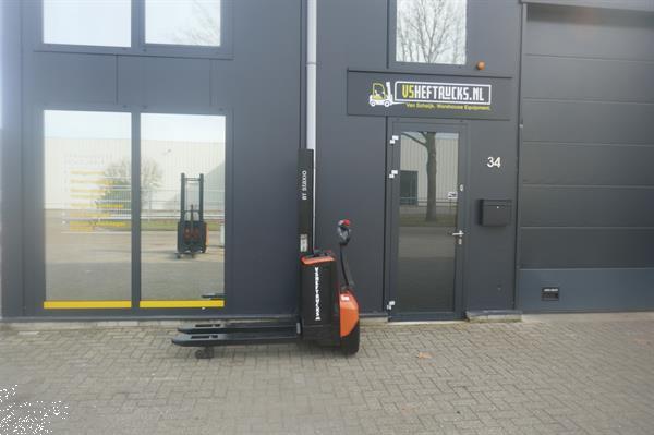 Grote foto vs 21098 elektrische stapelaar bt sw080l 1580mm inititle lift doe het zelf en verbouw hefwerktuigen