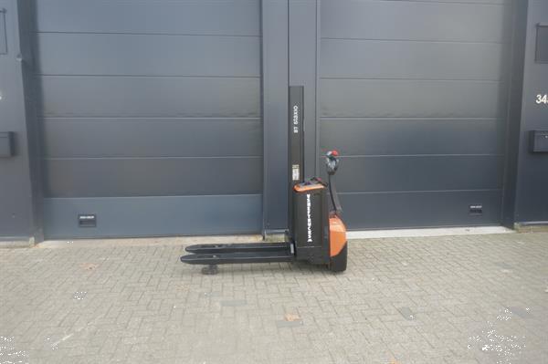 Grote foto vs 21098 elektrische stapelaar bt sw080l 1580mm inititle lift doe het zelf en verbouw hefwerktuigen