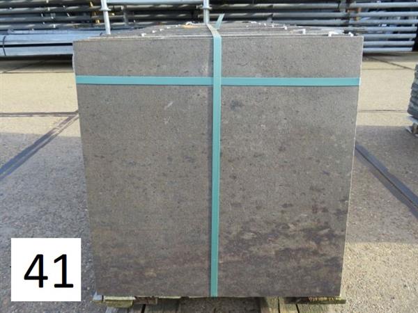 Grote foto najaarsopruiming laatste terrastegels 5 00 p m tuin en terras tegels en terrasdelen