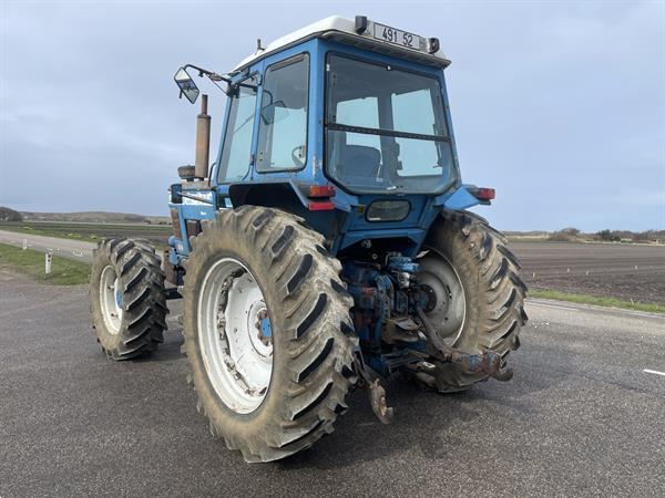 Grote foto ford 8210 agrarisch tractoren