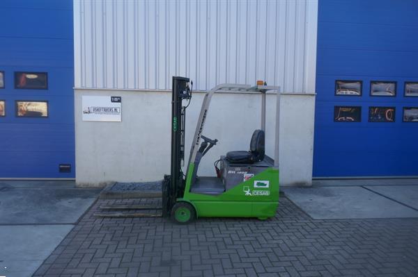 Grote foto vs 21122 elektrische triplex heftruck cesab 1200kg sideshift freelift agrarisch heftrucks