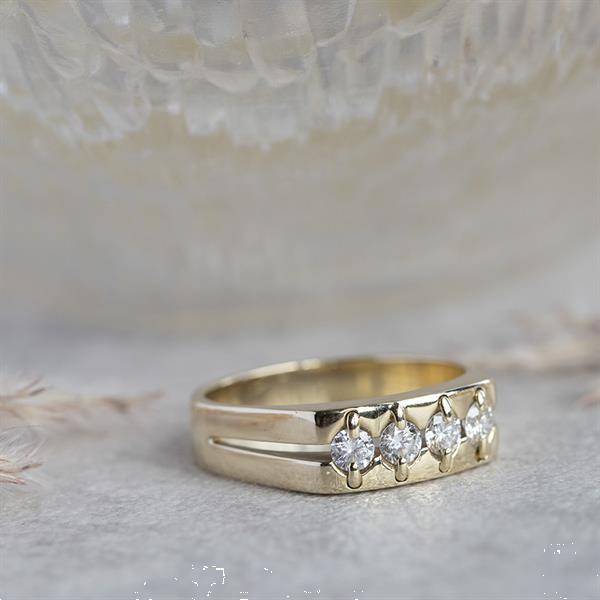 Grote foto gouden heren ring met diamant 14 krt 1897.5 sieraden tassen en uiterlijk ringen voor haar
