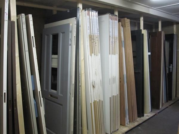 Grote foto partij binnen en buitendeuren in de aanbieding doe het zelf en verbouw deuren en horren