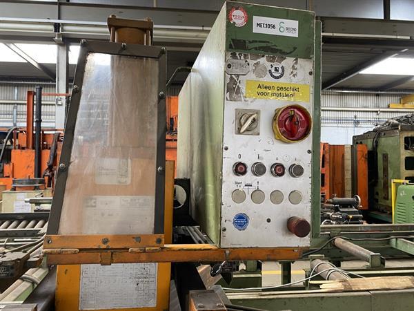 Grote foto afkortzaag semi automaat zaagmachine kaltenbach rkt 631 verstek doe het zelf en verbouw ijzerwaren en bevestigingsmiddelen