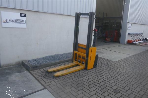 Grote foto vs 21129 elektrische stapelaar mic 2900mm 1200kg doe het zelf en verbouw hefwerktuigen