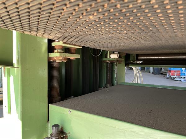 Grote foto breedbandschuurmachine schuurmachine boere select 1100 kk doe het zelf en verbouw ijzerwaren en bevestigingsmiddelen