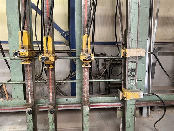 Grote foto hydraulische opsluitbank lijmpers frame raampers maweg euro 4500x2500 doe het zelf en verbouw ijzerwaren en bevestigingsmiddelen