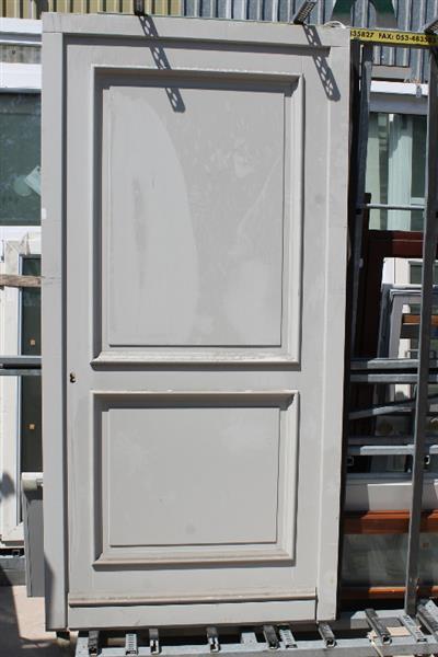 Grote foto nieuwe hardhouten voordeur met kozijn 108x218 cm doe het zelf en verbouw kozijnen en schuifpuien