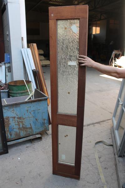 Grote foto hardhouten raamkozijn met sierglas 38 207 doe het zelf en verbouw kozijnen en schuifpuien