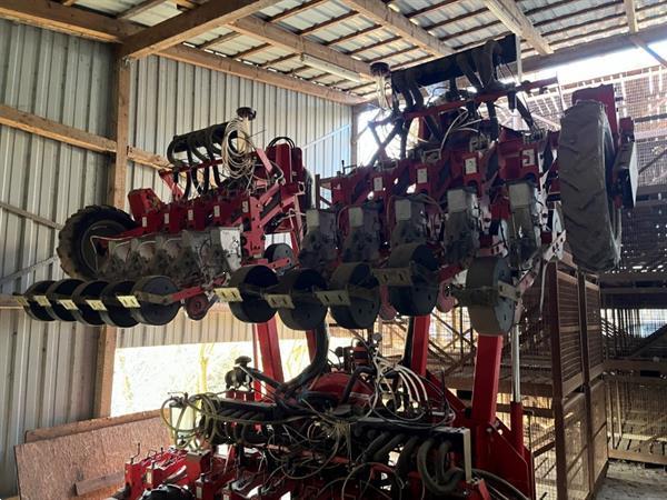 Grote foto agricola pneumatische zaaimachine met 21 rijen agrarisch zaaimachines