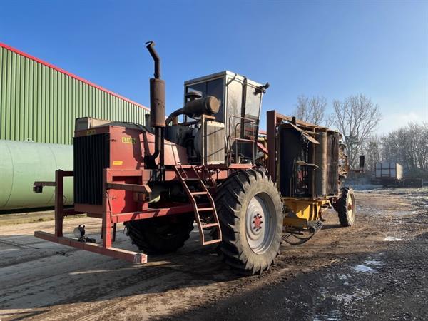 Grote foto samon zelfrijdende uienrooimachine voor 3 bedden agrarisch oogstmachines