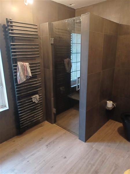 Grote foto renovatie en verbouw diensten en vakmensen klussen in en om het huis