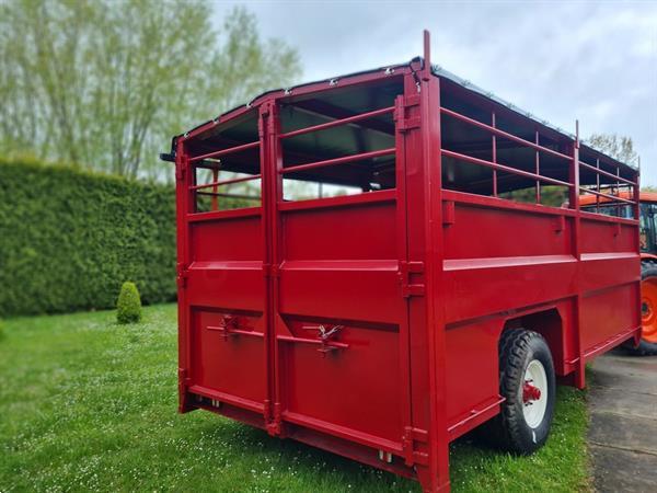 Grote foto veewagen dieren wagen dra 520 agrarisch aanhangwagens