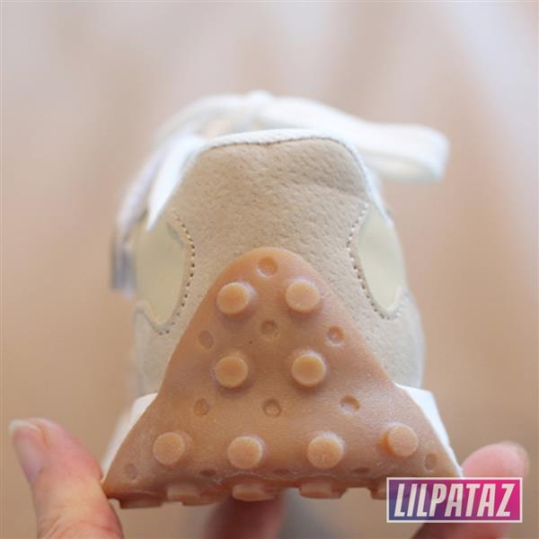 Grote foto new trainerz x beige maat 26 35 kindersneakers maat 28 kinderen en baby schoenen voor meisjes