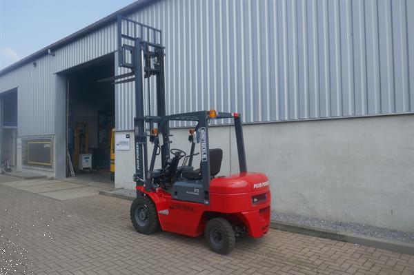 Grote foto vs 21171 bj2023 diesel heftruck 2 5 ton sideshift nieuw agrarisch heftrucks