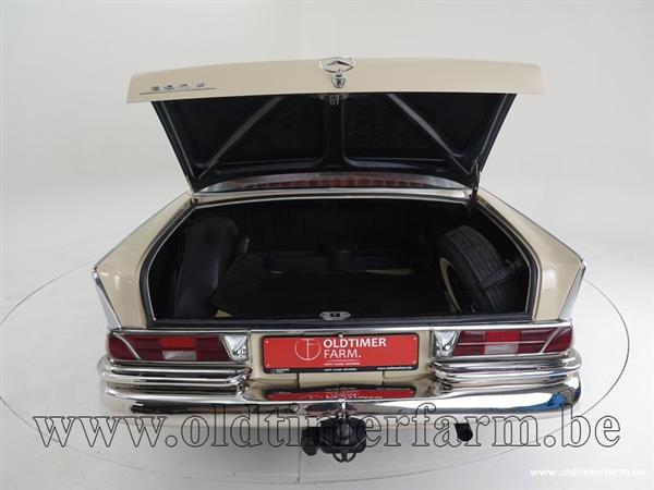 Grote foto mercedes benz 220 s 60 ch3054 auto mercedes