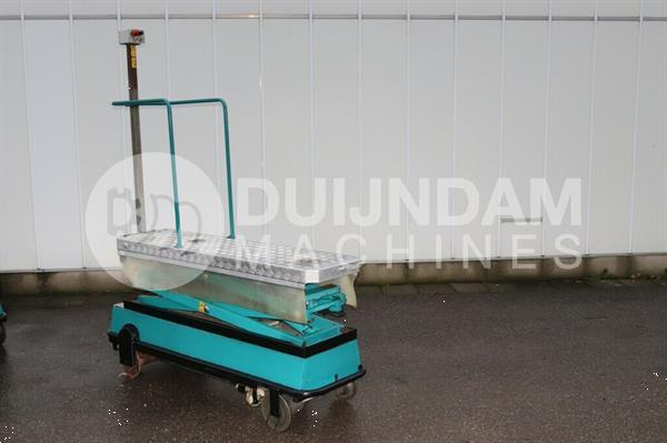 Grote foto berg electro buisrailwagen met dubbele hydraulische schaar 42 5 cm spoor agrarisch tuinbouw