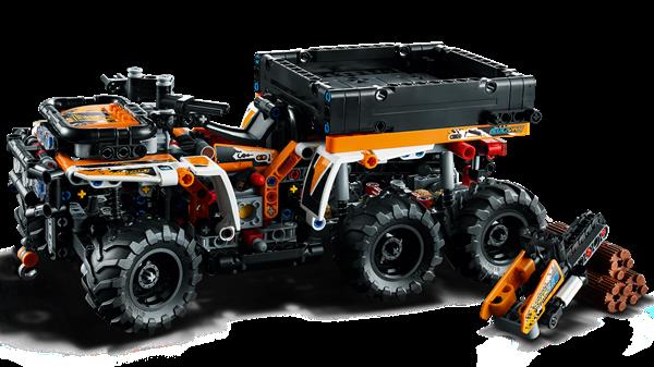Grote foto lego technic 42139 terreinwagen kinderen en baby duplo en lego